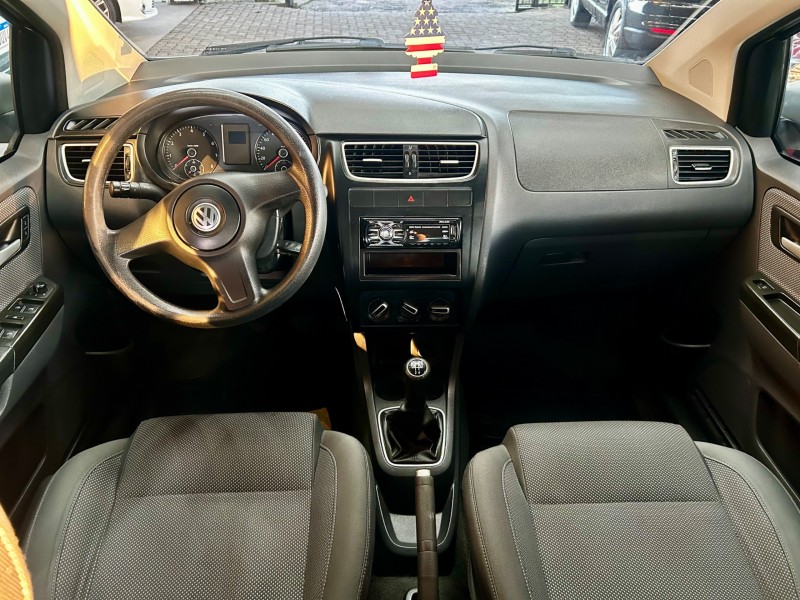 FOX 1.0 MI 8V FLEX 4P MANUAL - 2012 - SãO SEBASTIãO DO CAí