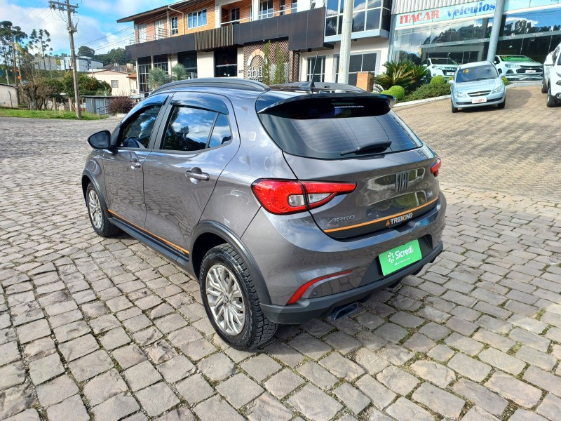 ARGO 1.3 8V TREKKING FLEX 4P MANUAL - 2023 - FLORES DA CUNHA