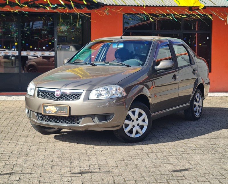 SIENA 1.0 MPI EL 8V FLEX 4P MANUAL - 2015 - CANELA