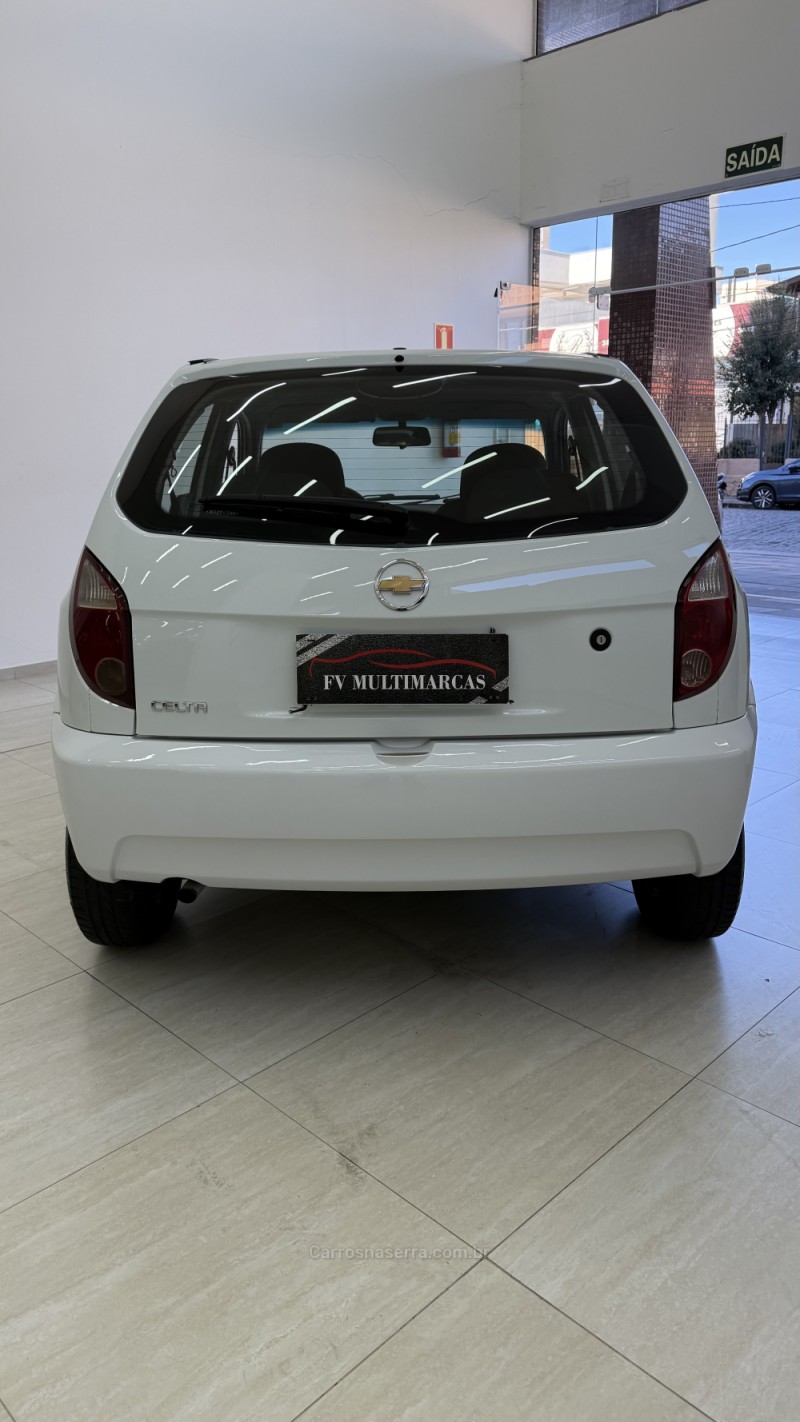 CELTA 1.0 MPFI SPIRIT 8V FLEX 4P MANUAL - 2011 - BENTO GONçALVES