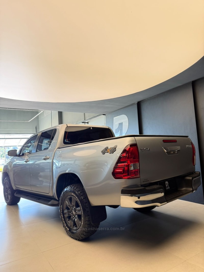 HILUX 2.8 SR 4X4 CD 16V DIESEL 4P AUTOMÁTICO - 2024 - LAJEADO