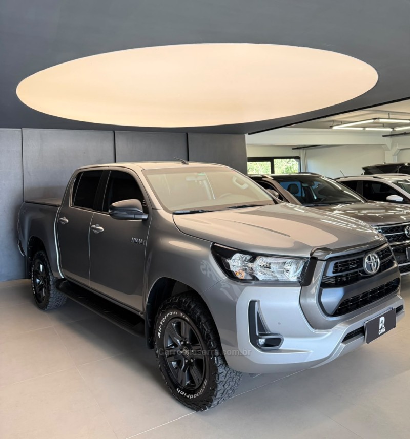 HILUX 2.8 SR 4X4 CD 16V DIESEL 4P AUTOMÁTICO - 2024 - LAJEADO