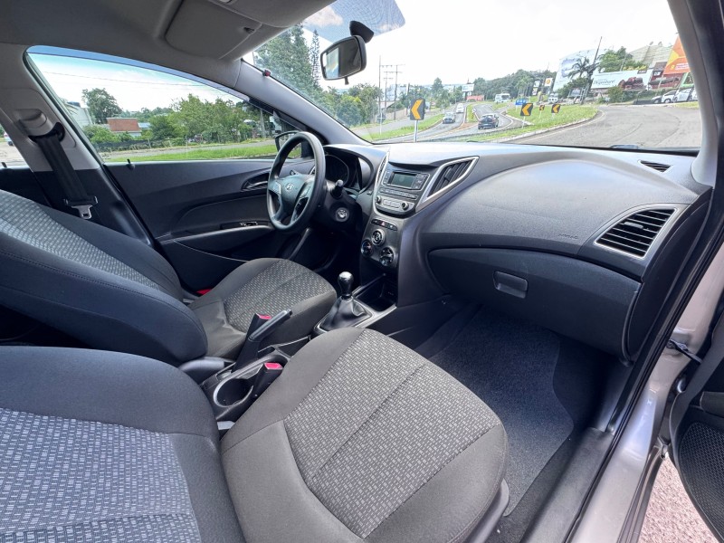 HB20 1.0 COMFORT 12V FLEX 4P MANUAL - 2017 - DOIS IRMãOS