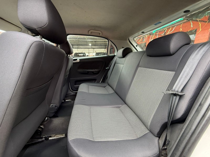 GOL 1.0 MI CITY 8V FLEX 4P MANUAL - 2013 - CANELA