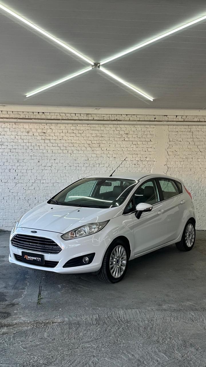 FIESTA 1.6 TITANIUM HATCH 16V FLEX 4P AUTOMÁTICO - 2015 - CAXIAS DO SUL