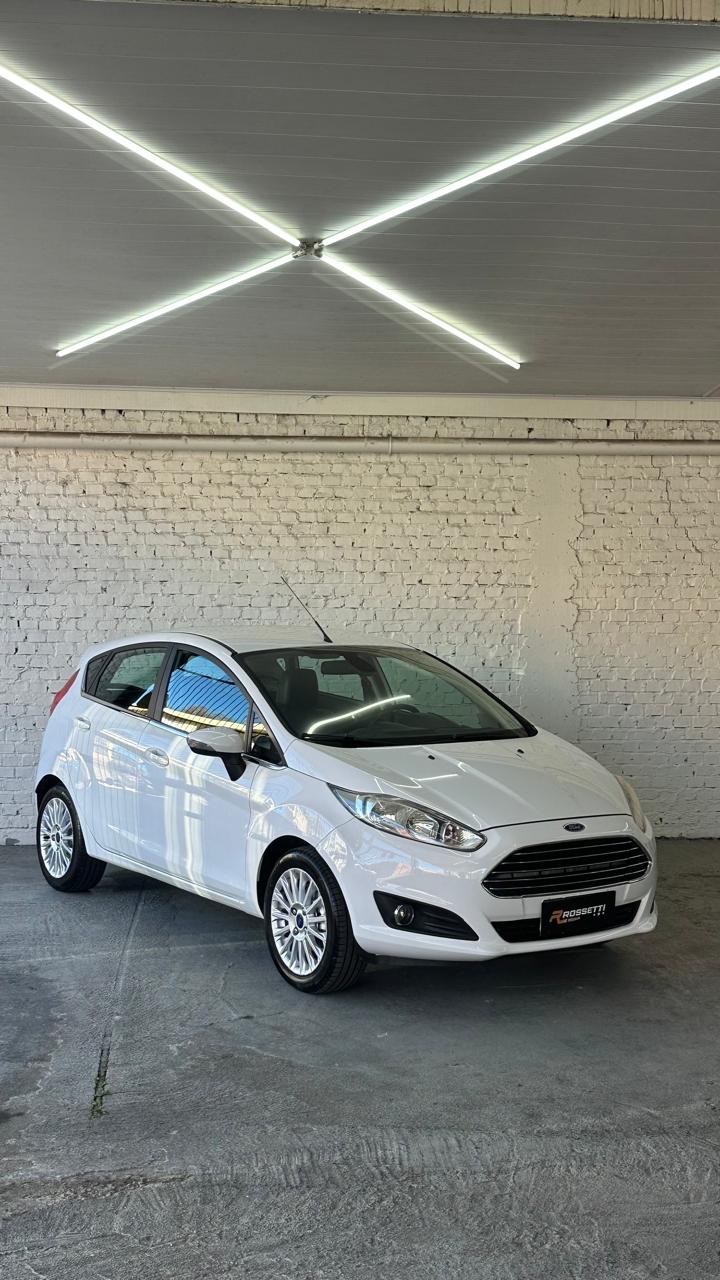 fiesta 1.6 titanium hatch 16v flex 4p automatico 2015 caxias do sul