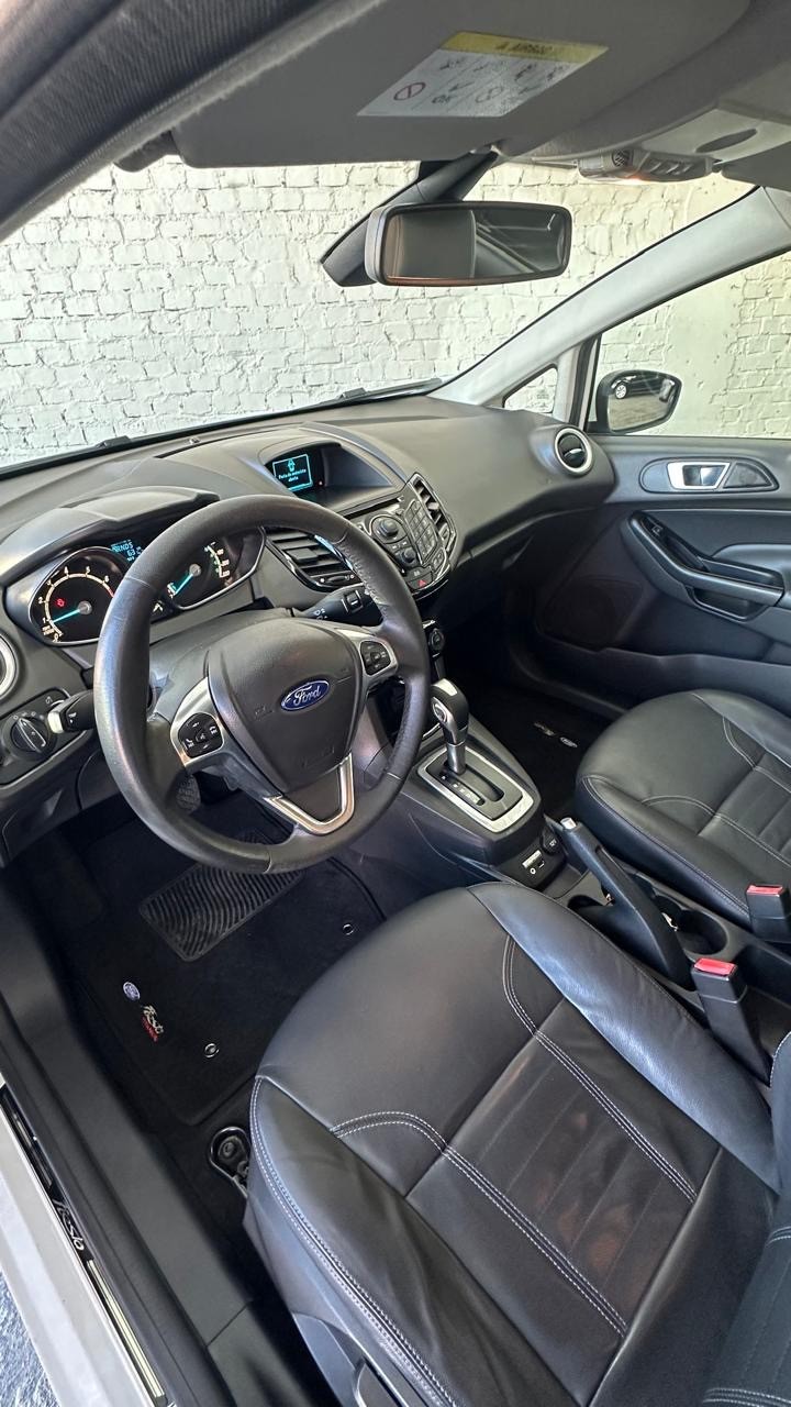 FIESTA 1.6 TITANIUM HATCH 16V FLEX 4P AUTOMÁTICO - 2015 - CAXIAS DO SUL