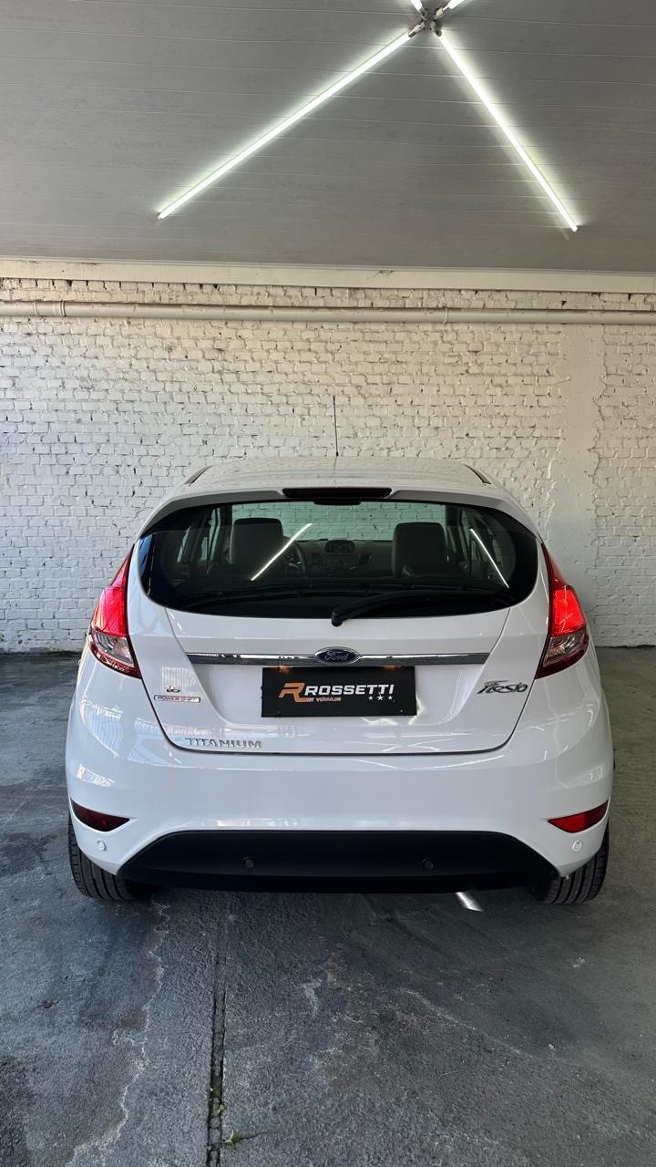 FIESTA 1.6 TITANIUM HATCH 16V FLEX 4P AUTOMÁTICO - 2015 - CAXIAS DO SUL
