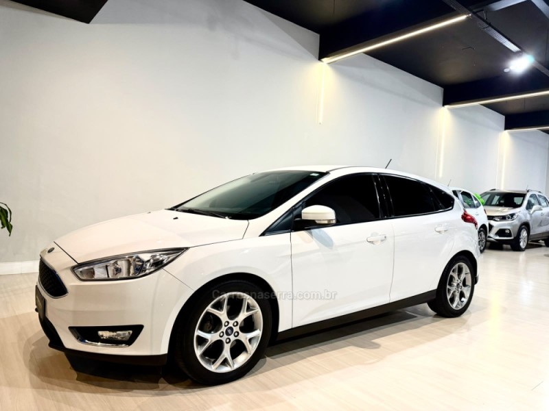 focus 2.0 se plus 16v flex 4p automatico 2019 bento goncalves