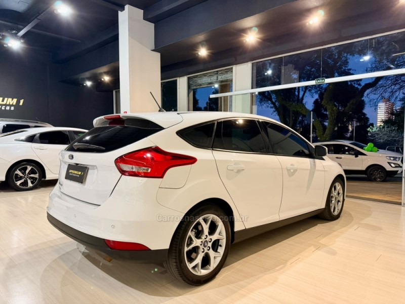 FOCUS 2.0 SE PLUS 16V FLEX 4P AUTOMÁTICO - 2019 - BENTO GONçALVES