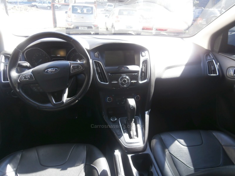 FOCUS 2.0 TITANIUM PLUS SEDAN 16V FLEX 4P AUTOMÁTICO - 2017 - FARROUPILHA