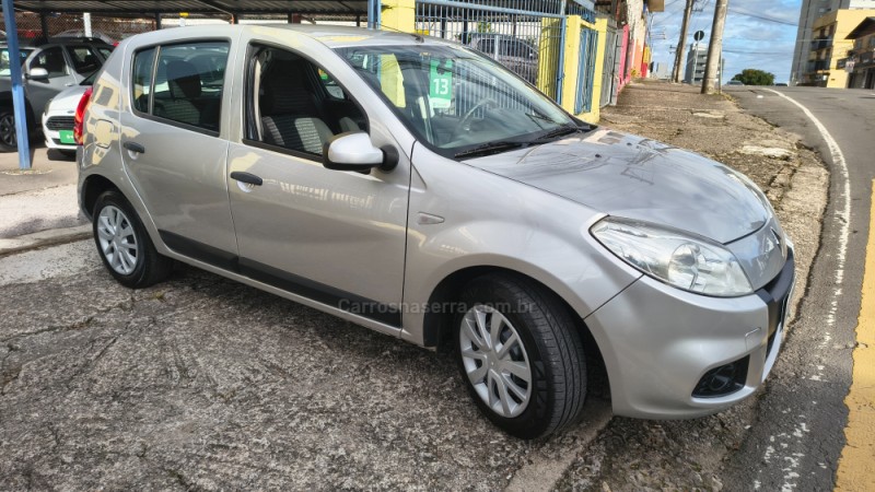 SANDERO 1.6 EXPRESSION 8V FLEX 4P MANUAL - 2013 - CAXIAS DO SUL