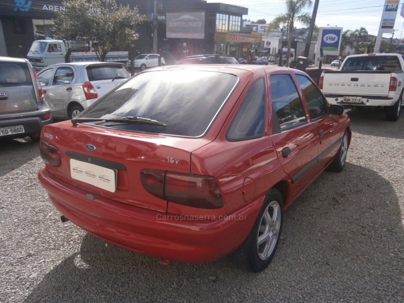 ESCORT 1.8 I GL 16V GASOLINA 4P MANUAL - 1998 - FARROUPILHA