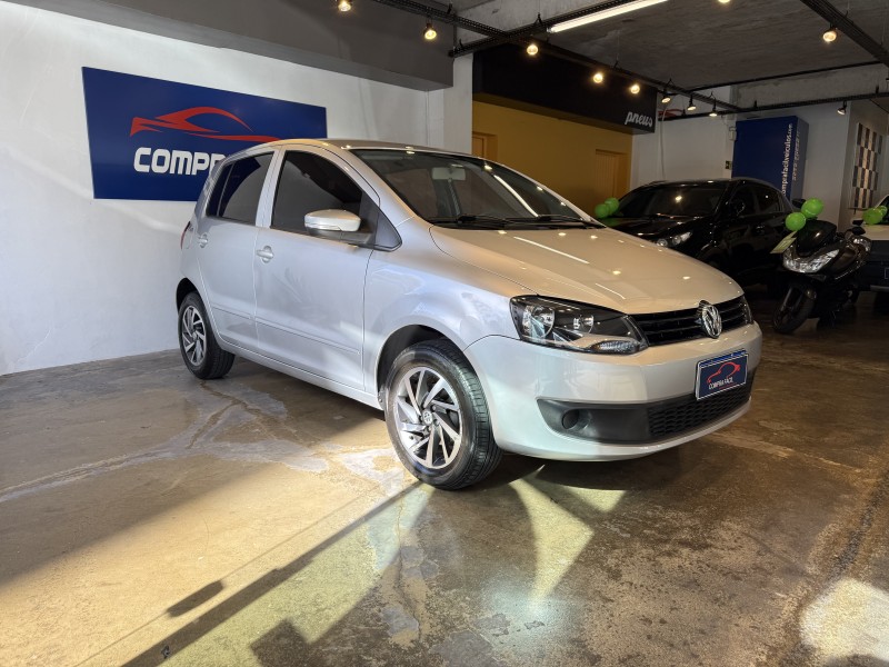 FOX 1.6 MI 8V FLEX 4P MANUAL - 2011 - BENTO GONçALVES