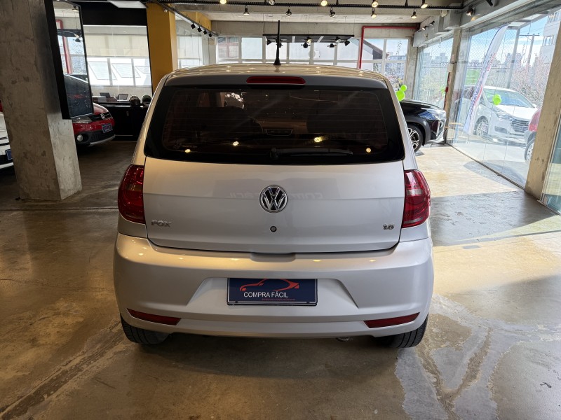 FOX 1.6 MI 8V FLEX 4P MANUAL - 2011 - BENTO GONçALVES