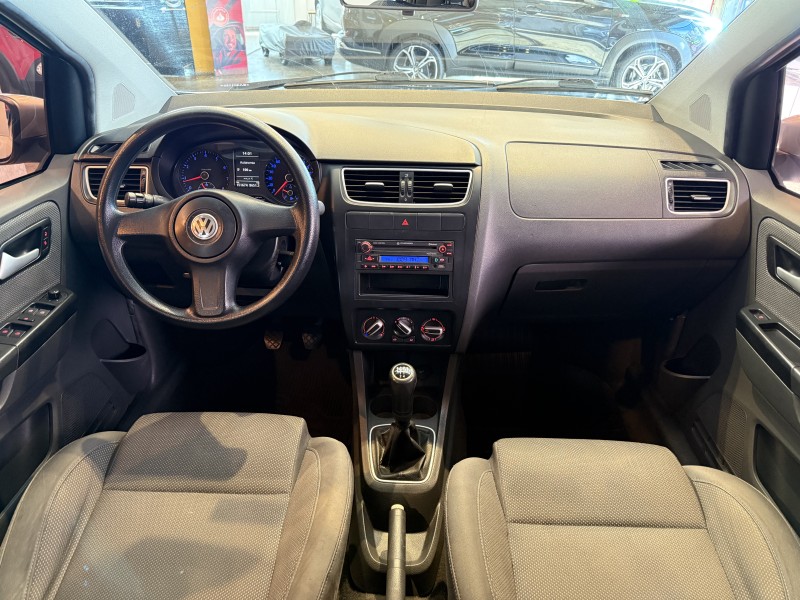 FOX 1.6 MI 8V FLEX 4P MANUAL - 2011 - BENTO GONçALVES
