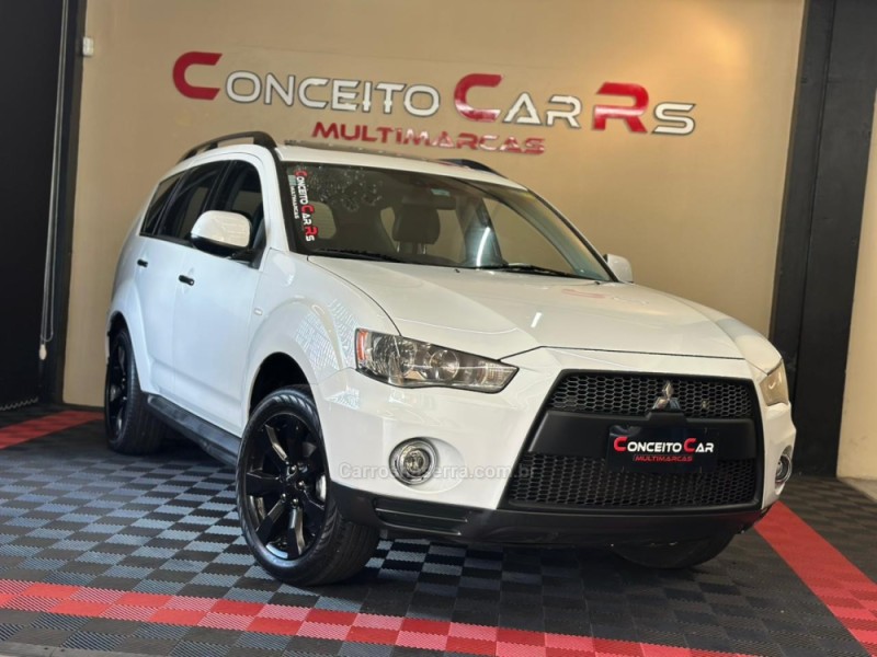 outlander 2.0 comfort 16v gasolina 4p automatico 2012 novo hamburgo