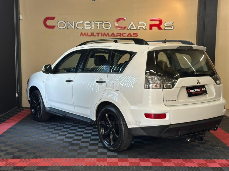 OUTLANDER 2.0 COMFORT 16V GASOLINA 4P AUTOMÁTICO - 2012 - NOVO HAMBURGO