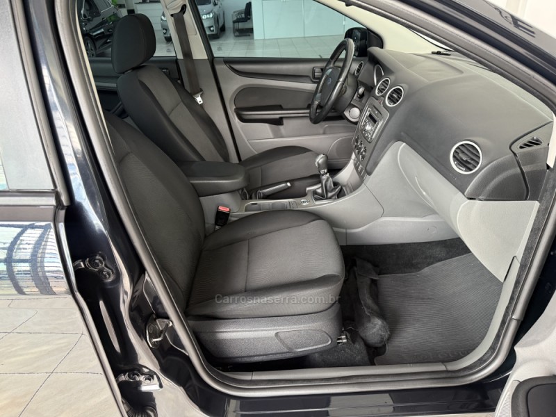 FOCUS 2.0 GLX SEDAN 16V FLEX 4P MANUAL - 2013 - BENTO GONçALVES