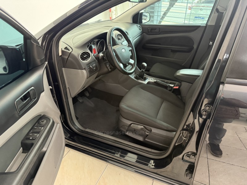 FOCUS 2.0 GLX SEDAN 16V FLEX 4P MANUAL - 2013 - BENTO GONçALVES