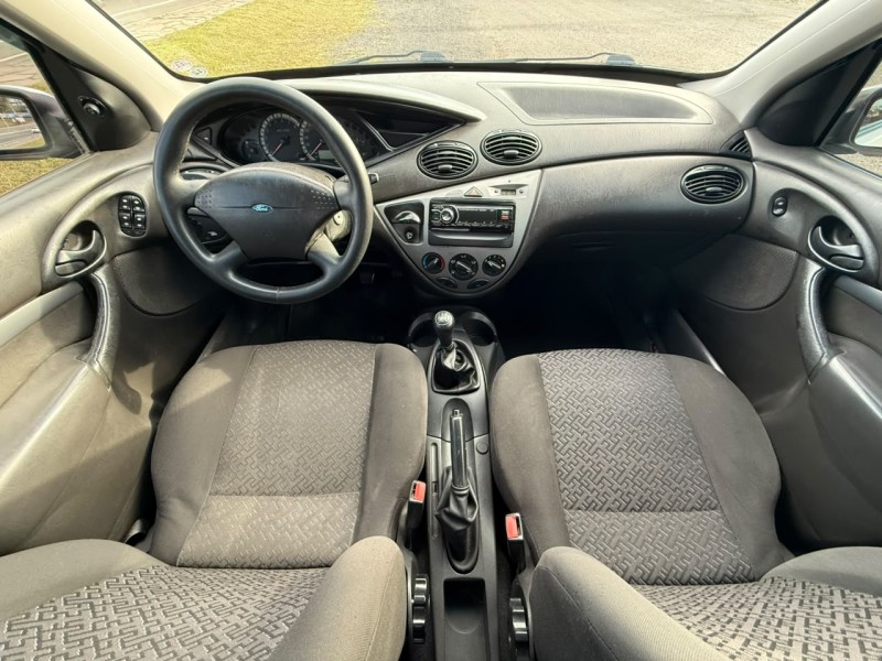 FOCUS 1.6 GLX 8V FLEX 4P MANUAL - 2009 - FARROUPILHA