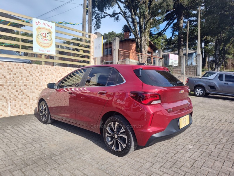 ONIX 1.0 PREMIER II 12V TURBO FLEX 4P AUTOMÁTICO - 2024 - CANELA