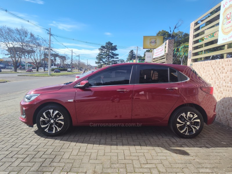 ONIX 1.0 PREMIER II 12V TURBO FLEX 4P AUTOMÁTICO - 2024 - CANELA