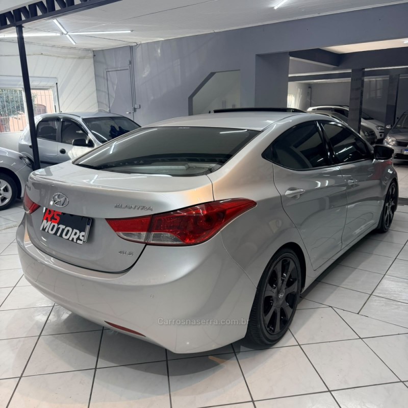 ELANTRA 1.8 GLS 16V GASOLINA 4P AUTOMÁTICO - 2013 - CAXIAS DO SUL