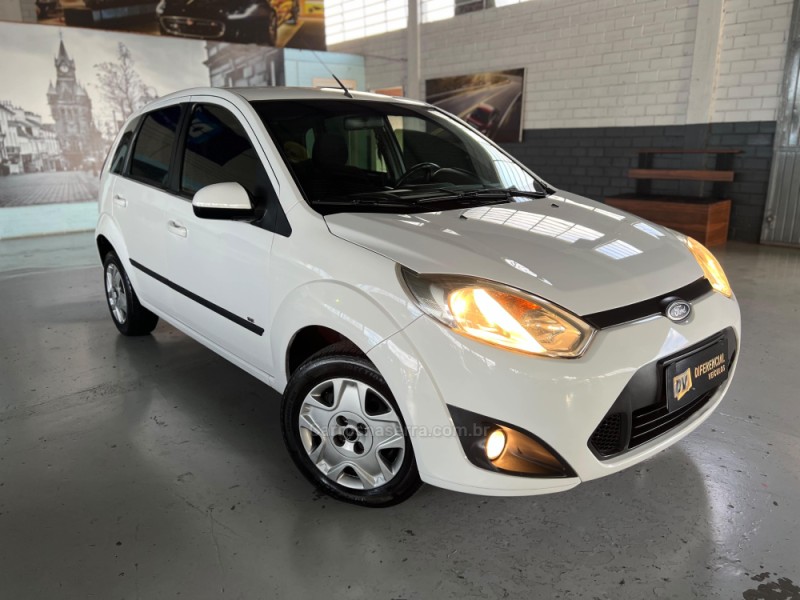 FIESTA 1.6 ROCAM SE 8V FLEX 4P MANUAL - 2014 - CAXIAS DO SUL