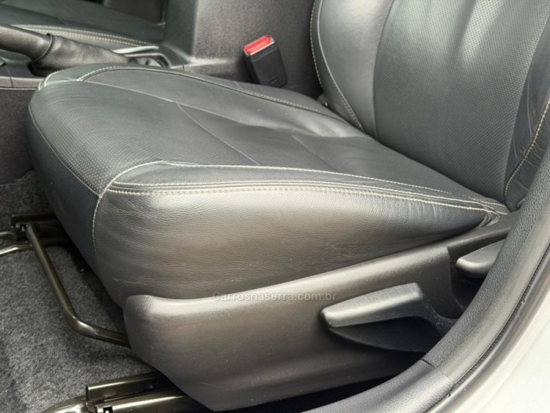COROLLA 2.0 XEI 16V FLEX 4P AUTOMÁTICO - 2019 - LAGOA VERMELHA