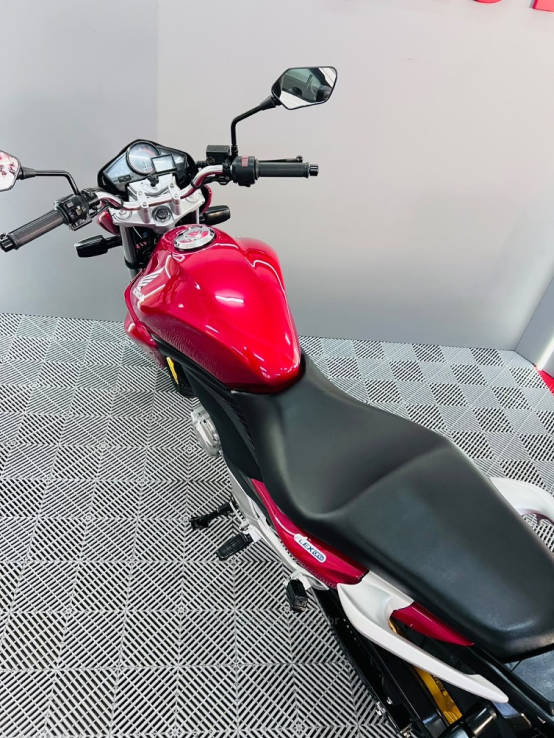 CB 300R  - 2015 - CAMPO BOM