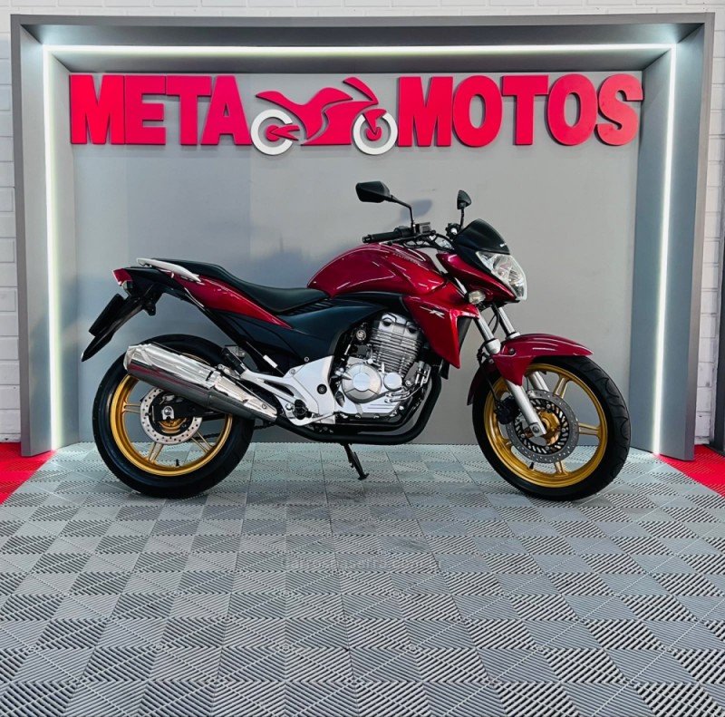 CB 300R 