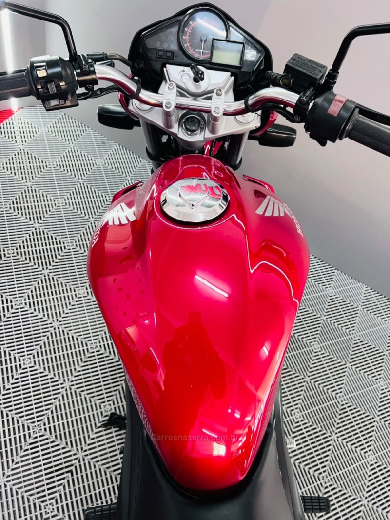CB 300R  - 2015 - CAMPO BOM