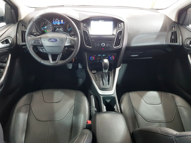 FOCUS 2.0 SE PLUS 16V FLEX 4P AUTOMÁTICO - 2018 - CAXIAS DO SUL