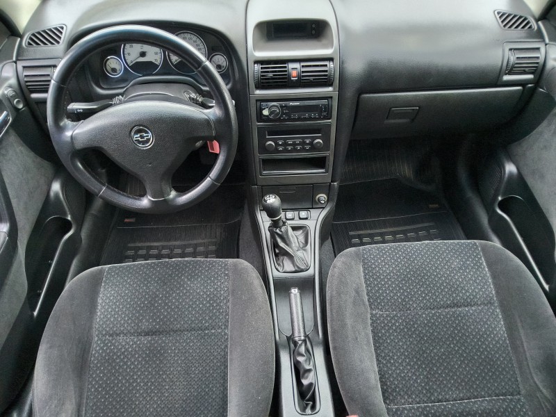 ASTRA 2.0 MPFI ADVANTAGE SEDAN 8V FLEX 4P MANUAL - 2010 - SãO SEBASTIãO DO CAí