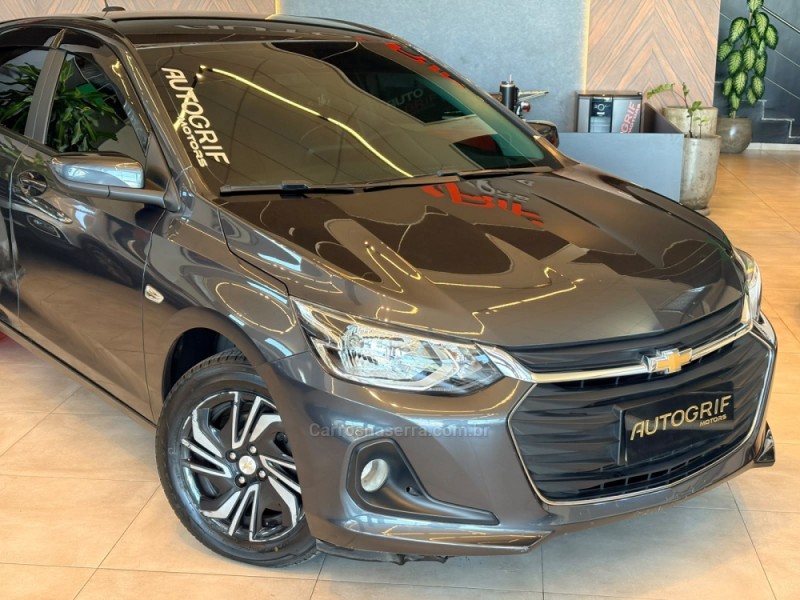 ONIX 1.0 LT 12V TURBO FLEX 4P MANUAL - 2024 - CAMPO BOM