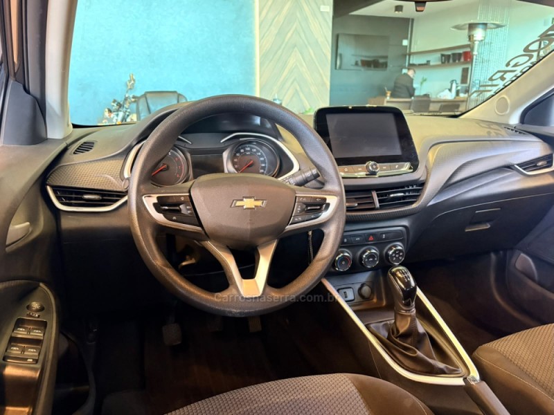 ONIX 1.0 LT 12V TURBO FLEX 4P MANUAL - 2024 - CAMPO BOM