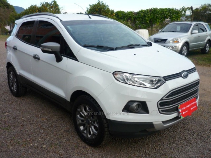 ECOSPORT 1.6 FREESTYLE 8V FLEX 4P MANUAL - 2015 - ARROIO DO MEIO