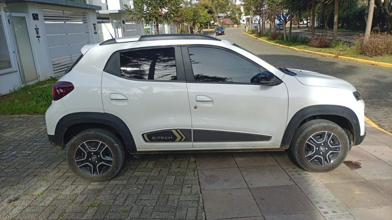 KWID E-TECH ELÉTRICO 4P AUTOMÁTICO - 2024 - FARROUPILHA