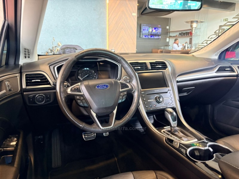 FUSION 2.0 TITANIUM PLUS AWD 16V GASOLINA 4P AUTOMÁTICO - 2016 - CAMPO BOM