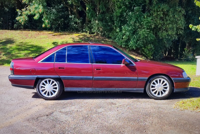 OMEGA 2.0 MPFI GLS 8V GASOLINA 4P MANUAL - 1993 - FARROUPILHA