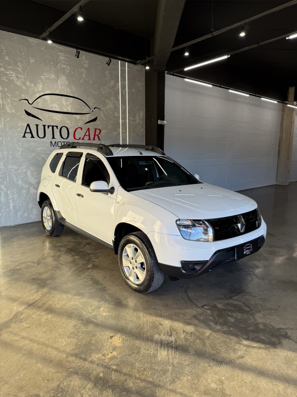 DUSTER 1.6 EXPRESSION 4X2 16V FLEX 4P MANUAL - 2017 - CAXIAS DO SUL