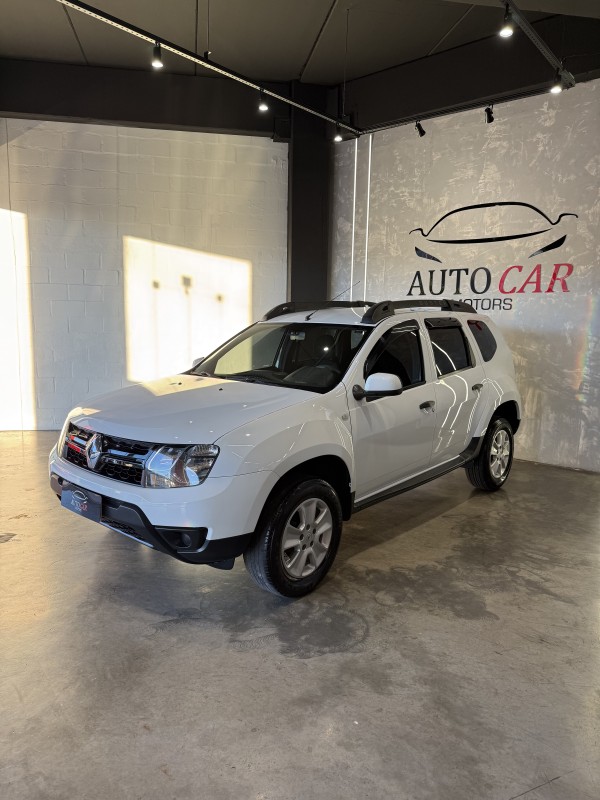 DUSTER 1.6 EXPRESSION 4X2 16V FLEX 4P MANUAL - 2017 - CAXIAS DO SUL
