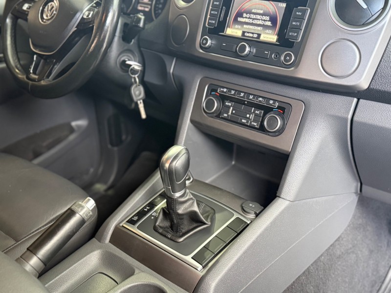 AMAROK 2.0 HIGHLINE 4X4 CD 16V TURBO INTERCOOLER DIESEL 4P AUTOMÁTICO - 2016 - CAXIAS DO SUL