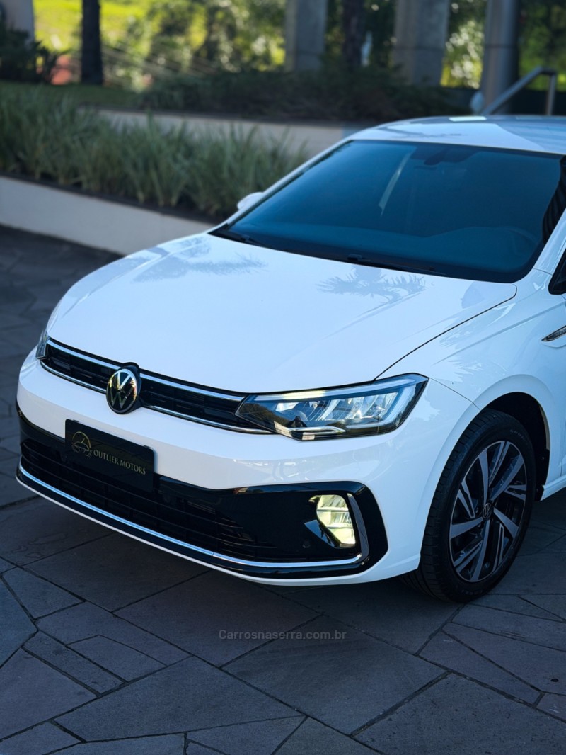 VIRTUS 1.0 200 TSI HIGHLINE AUTOMÁTICO - 2025 - NOVO HAMBURGO
