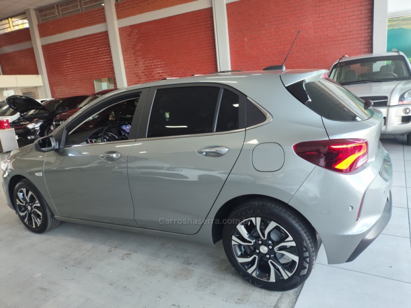 ONIX 1.0 PREMIER II 12V TURBO FLEX 4P AUTOMÁTICO - 2024 - TAQUARA