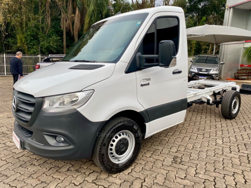 sprinter 2.0 417 chassi longo turbo diesel 2p manul 2024 lajeado