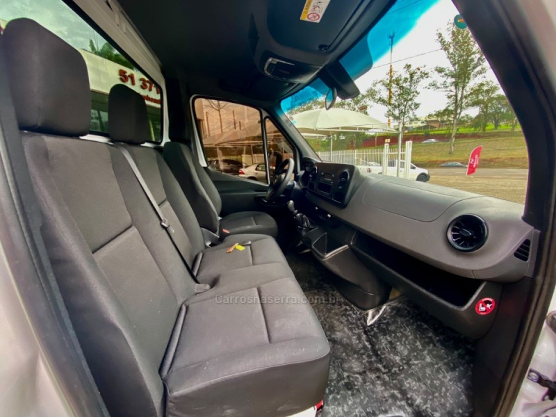 SPRINTER 2.0 417 CHASSI LONGO TURBO DIESEL 2P MANUL - 2024 - LAJEADO