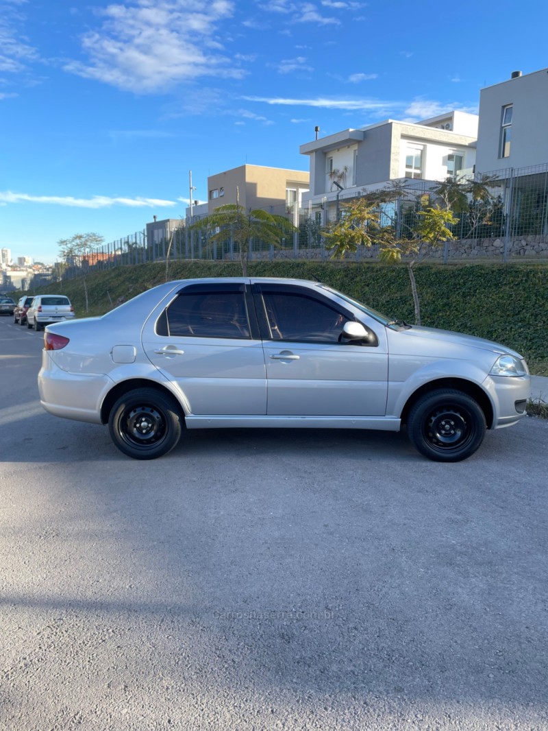 SIENA 1.0 MPI FIRE 8V GASOLINA 4P MANUAL - 2014 - CAXIAS DO SUL