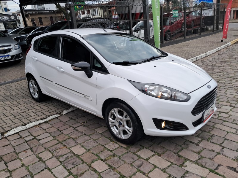 FIESTA 1.6 SE HATCH 16V FLEX 4P MANUAL - 2017 - CAXIAS DO SUL